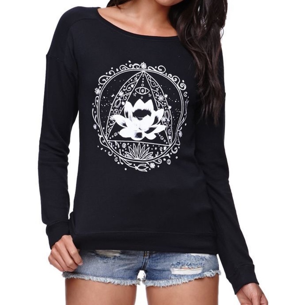 Kendall & Kylie Lotus Flower Soft Longsleeve